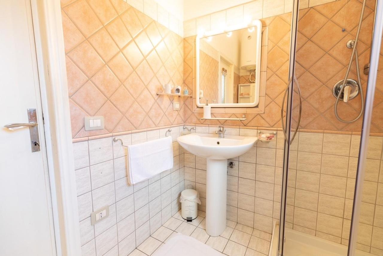 Siviglia 38 Apartman Olbia Kültér fotó