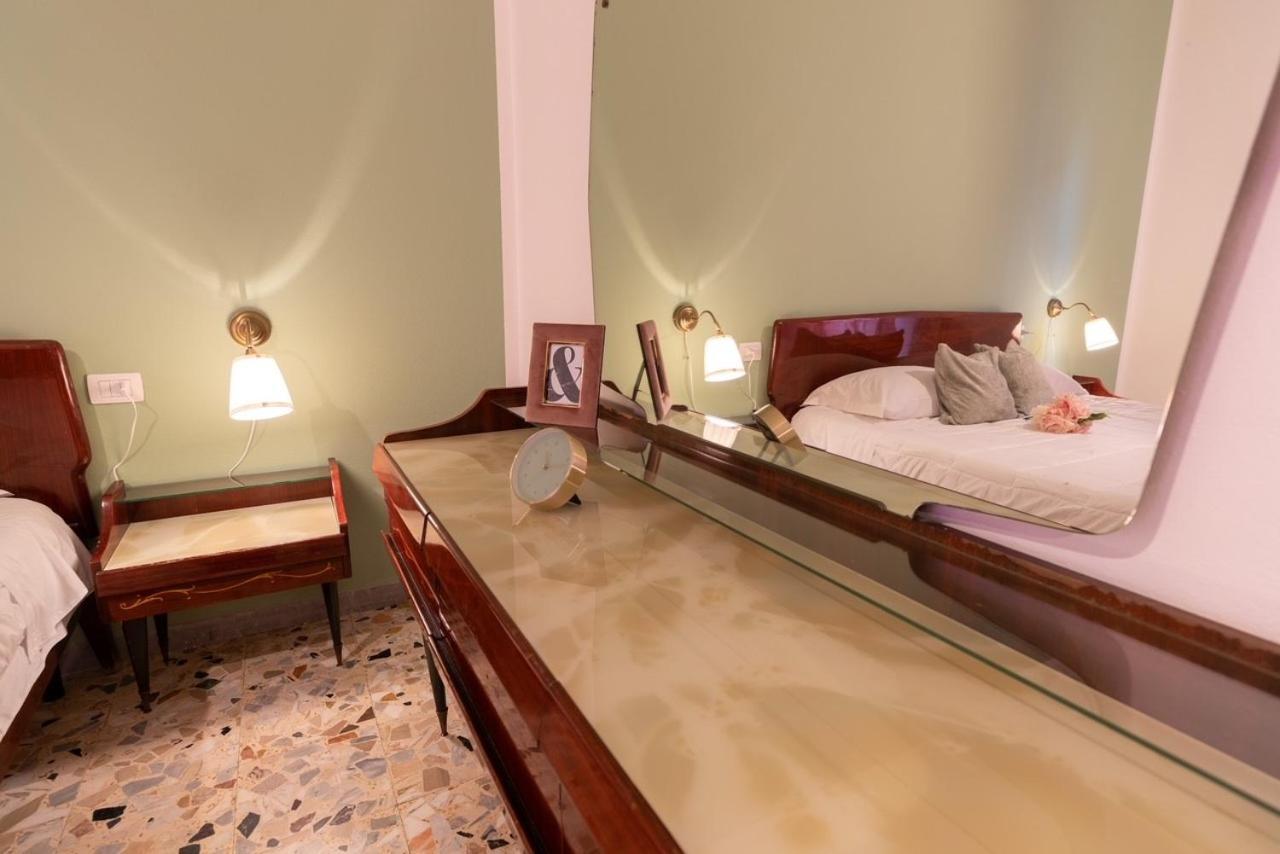 Siviglia 38 Apartman Olbia Kültér fotó