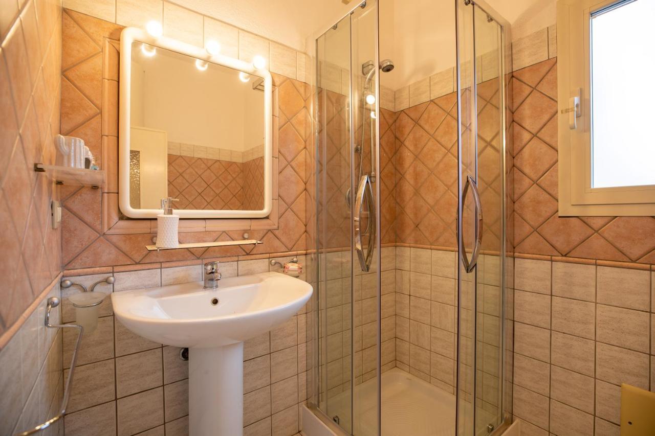 Siviglia 38 Apartman Olbia Kültér fotó